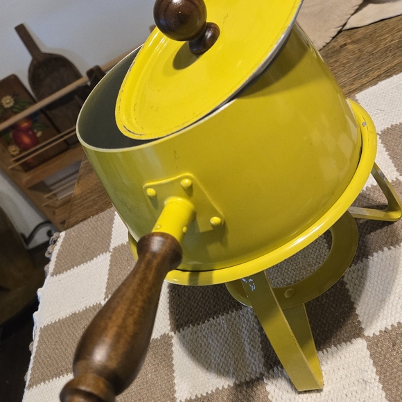Vintage Yellow Fondue Pot with Wooden Handle - Home Kitchen - Picture 6 of 8